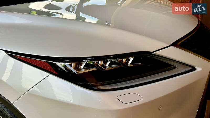 Внедорожник / Кроссовер Lexus RX 2021 в Черновцах