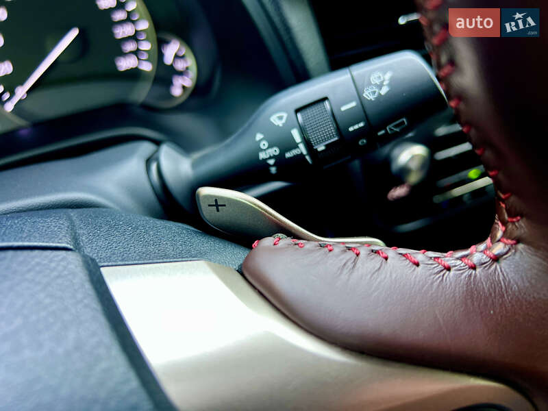 Внедорожник / Кроссовер Lexus RX 2021 в Черновцах