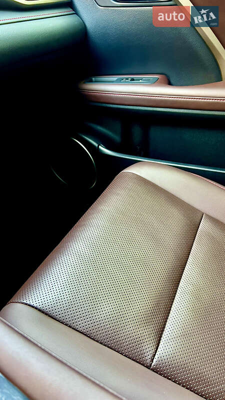 Внедорожник / Кроссовер Lexus RX 2021 в Черновцах