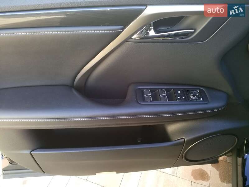 Внедорожник / Кроссовер Lexus RX 2018 в Николаеве