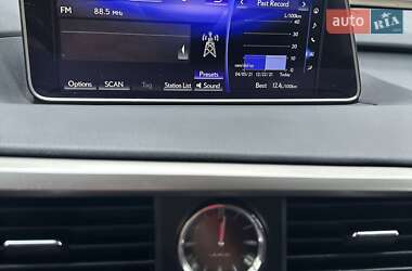 Внедорожник / Кроссовер Lexus RX 2019 в 