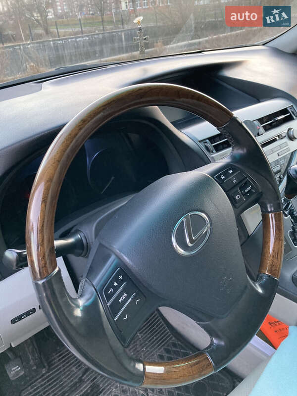 Внедорожник / Кроссовер Lexus RX 2010 в Звягеле