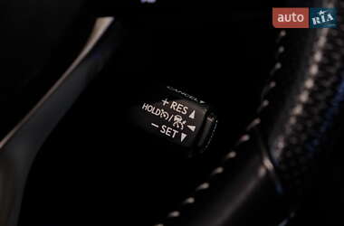 Внедорожник / Кроссовер Lexus RX 2017 в 