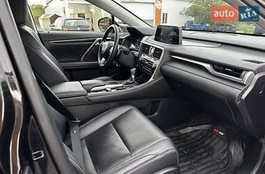 Внедорожник / Кроссовер Lexus RX 2020 в 