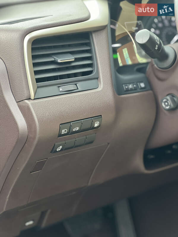 Внедорожник / Кроссовер Lexus RX 2018 в Киеве