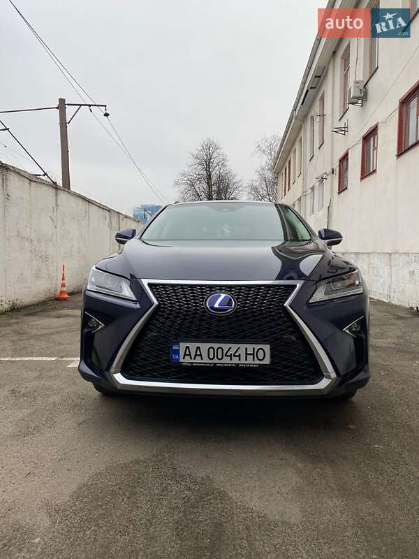 Lexus RX 2019