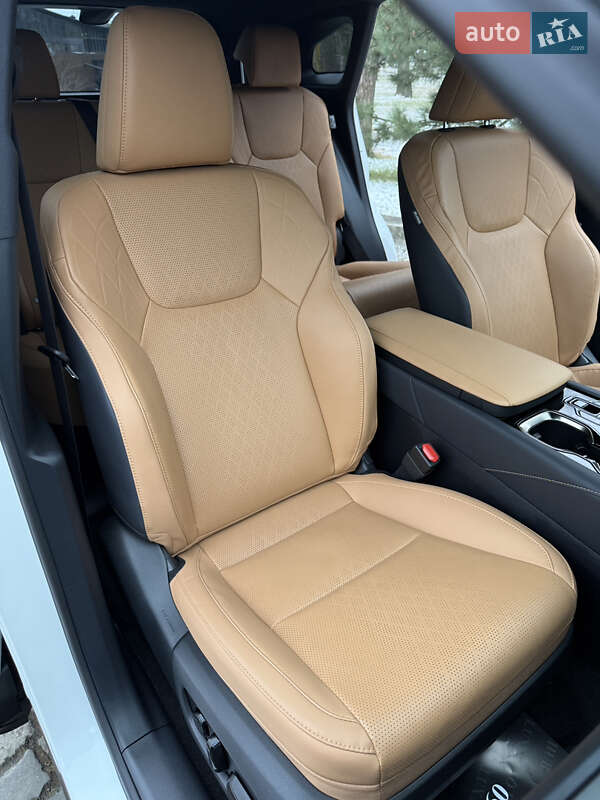 Внедорожник / Кроссовер Lexus RX 2023 в Киеве