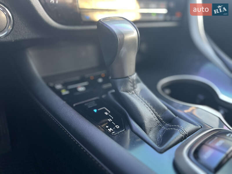 Позашляховик / Кросовер Lexus RX 2017 в Софіївській Борщагівці