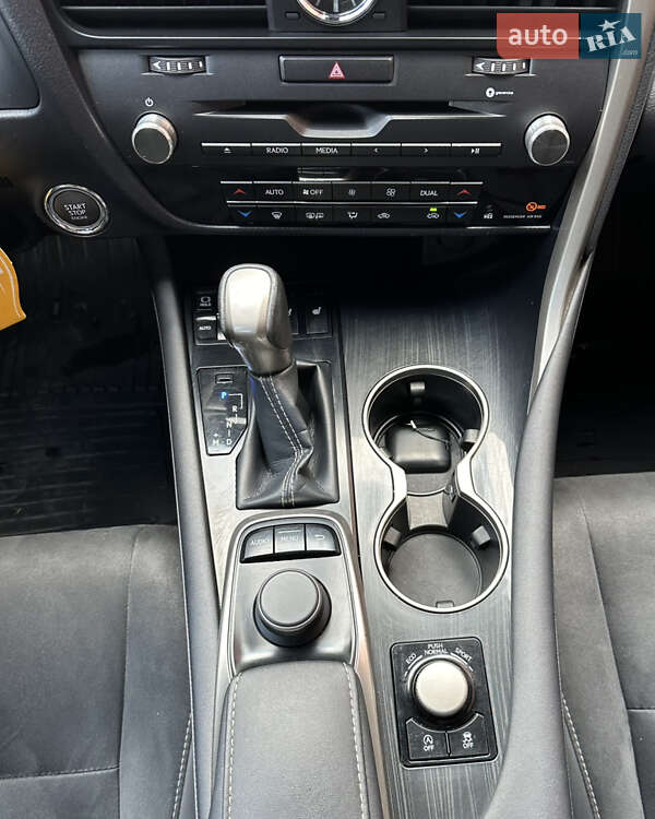 Внедорожник / Кроссовер Lexus RX 2018 в Днепре