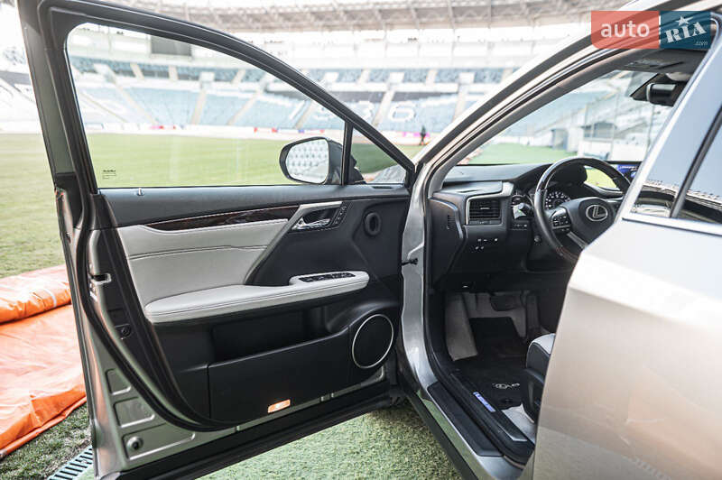 Внедорожник / Кроссовер Lexus RX 2018 в Одессе фото 30 Внедорожник / Кроссовер Lexus RX 2018 в Одессе