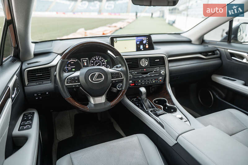 Внедорожник / Кроссовер Lexus RX 2018 в Одессе фото 47 Внедорожник / Кроссовер Lexus RX 2018 в Одессе