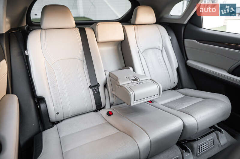 Внедорожник / Кроссовер Lexus RX 2018 в Одессе фото 57 Внедорожник / Кроссовер Lexus RX 2018 в Одессе