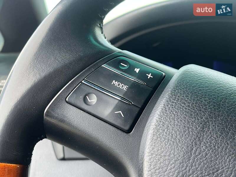 Внедорожник / Кроссовер Lexus RX 2011 в Львове