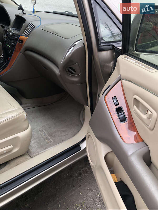 Внедорожник / Кроссовер Lexus RX 1999 в Жовкве фото 4 Внедорожник / Кроссовер Lexus RX 1999 в Жовкве