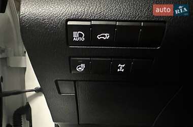 Внедорожник / Кроссовер Lexus RX 2018 в 