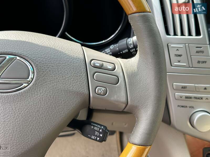 Позашляховик / Кросовер Lexus RX 2006 в Києві