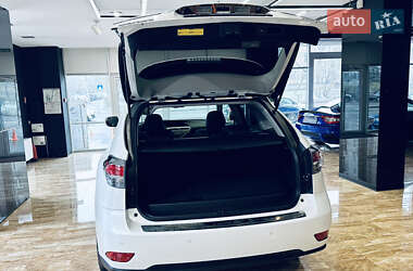Внедорожник / Кроссовер Lexus RX 2013 в 