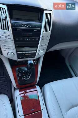 Позашляховик / Кросовер Lexus RX 2007 в 