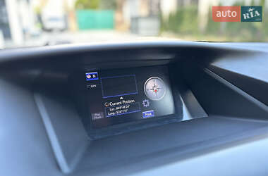 Позашляховик / Кросовер Lexus RX 2012 в 