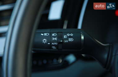 Внедорожник / Кроссовер Lexus RX 2023 в 