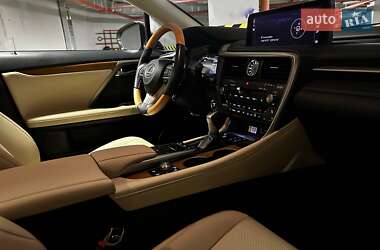 Внедорожник / Кроссовер Lexus RX 2021 в 