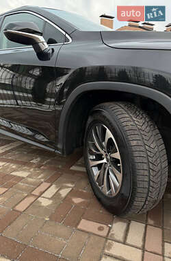 Внедорожник / Кроссовер Lexus RX 2021 в 