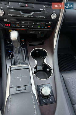 Внедорожник / Кроссовер Lexus RX 2021 в 