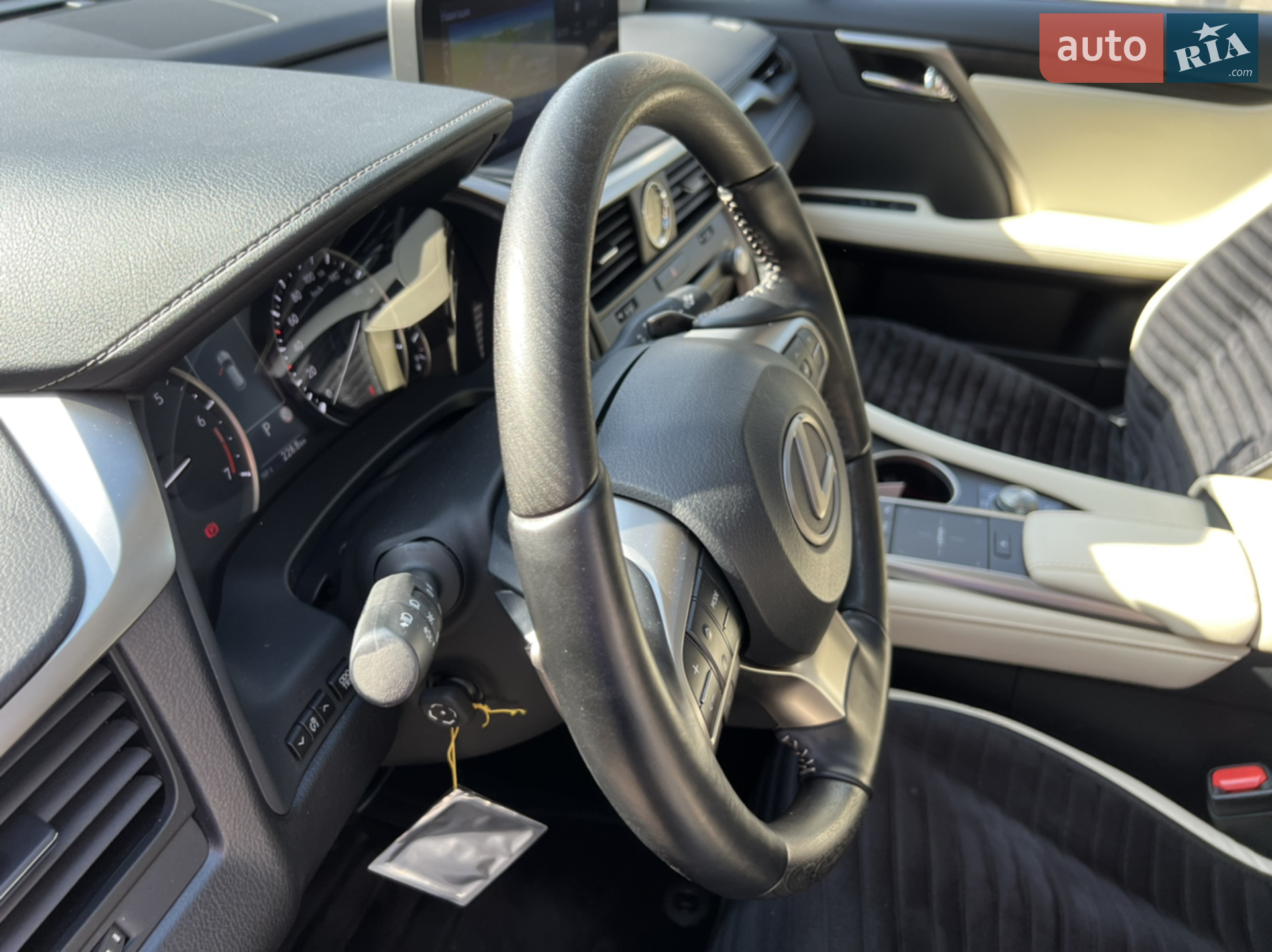 2022 Lexus RX - мініатюра 25