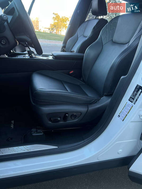 Внедорожник / Кроссовер Lexus RX 2023 в Одессе