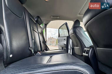 Позашляховик / Кросовер Lexus RX 2014 в 