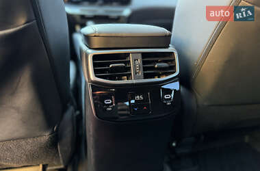 Позашляховик / Кросовер Lexus RX 2024 в 