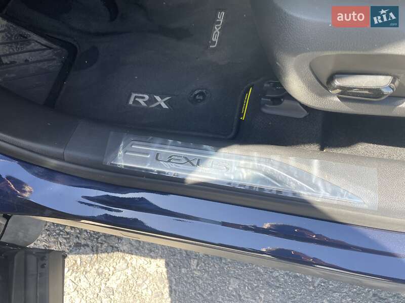 Позашляховик / Кросовер Lexus RX 2023 в Дніпрі