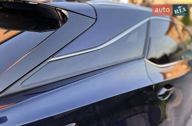 Внедорожник / Кроссовер Lexus RX 2022 в 