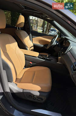 Внедорожник / Кроссовер Lexus RX 2024 в 