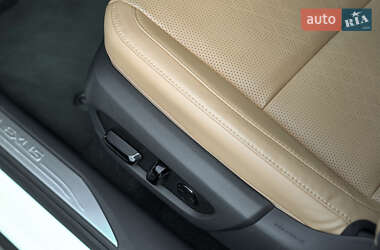 Внедорожник / Кроссовер Lexus RX 2023 в 