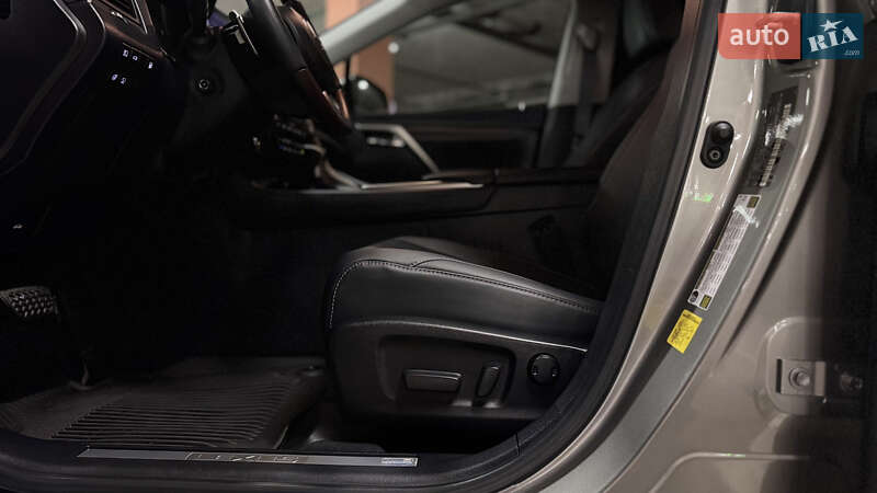 Внедорожник / Кроссовер Lexus RX 2022 в Киеве