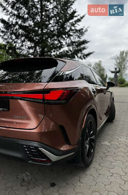 Внедорожник / Кроссовер Lexus RX 2022 в 