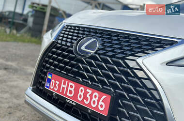 Позашляховик / Кросовер Lexus RX 2022 в 
