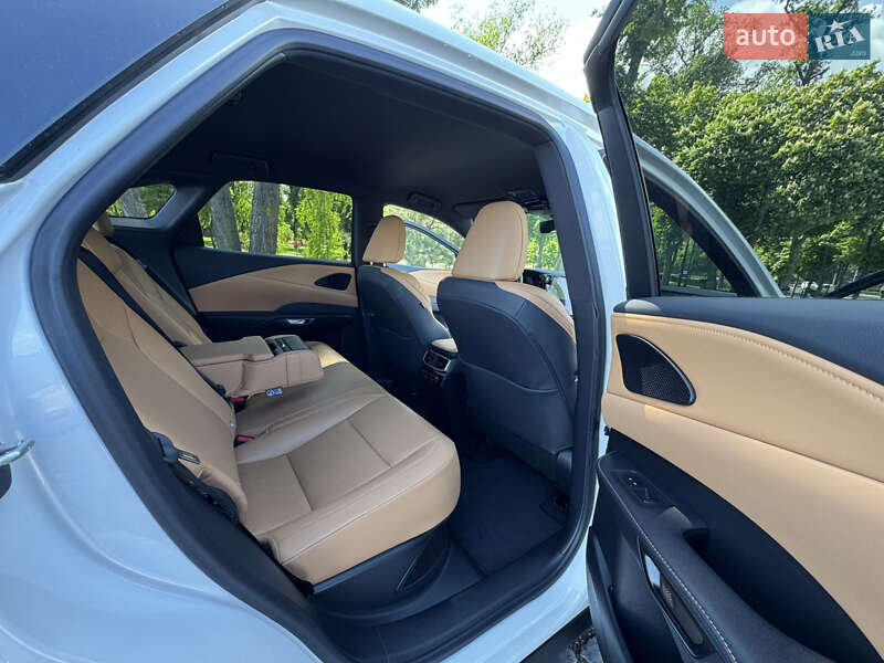 Внедорожник / Кроссовер Lexus RX 2023 в Киеве