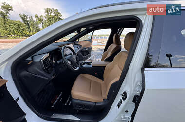 Внедорожник / Кроссовер Lexus RX 2023 в 
