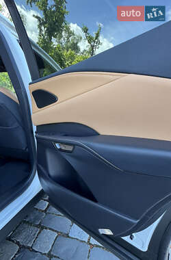 Внедорожник / Кроссовер Lexus RX 2023 в 