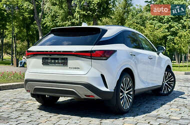 Внедорожник / Кроссовер Lexus RX 2023 в 
