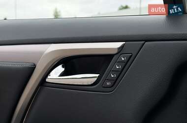 Внедорожник / Кроссовер Lexus RX 2020 в 