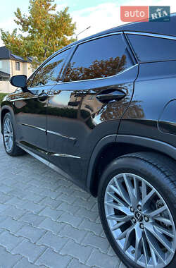 Внедорожник / Кроссовер Lexus RX 2019 в 