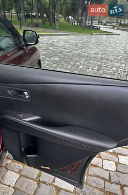 Внедорожник / Кроссовер Lexus RX 2012 в 