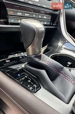 Позашляховик / Кросовер Lexus RX 2021 в 