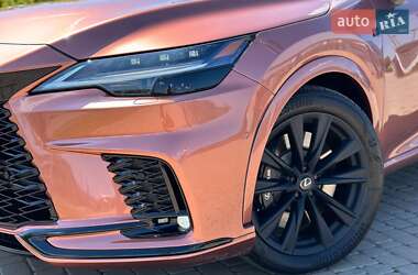 Внедорожник / Кроссовер Lexus RX 2023 в 