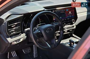 Внедорожник / Кроссовер Lexus RX 2023 в 