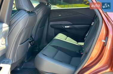 Внедорожник / Кроссовер Lexus RX 2023 в 