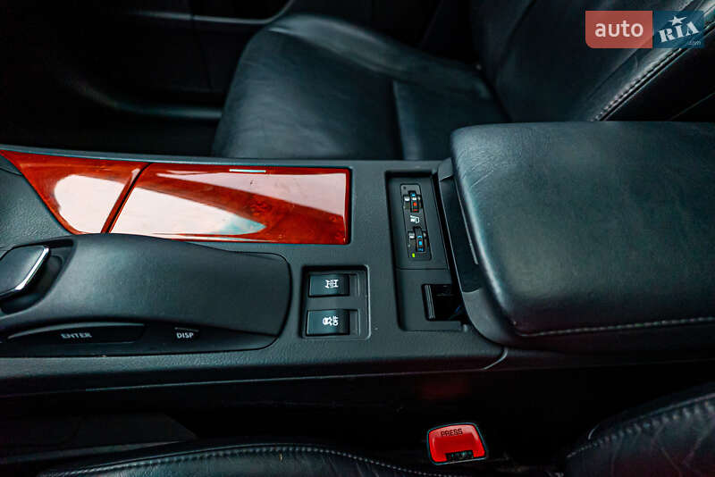 Позашляховик / Кросовер Lexus RX 2011 в Києві